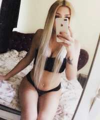 Dikkat Çeken Özelliklere Sahip Erdemli Escort Bayan